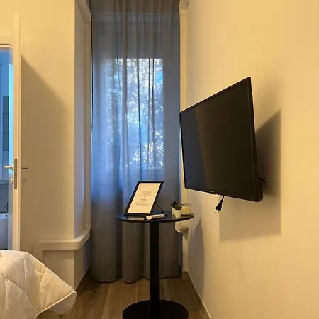 Vergani Apartament Гостевой дом Милан